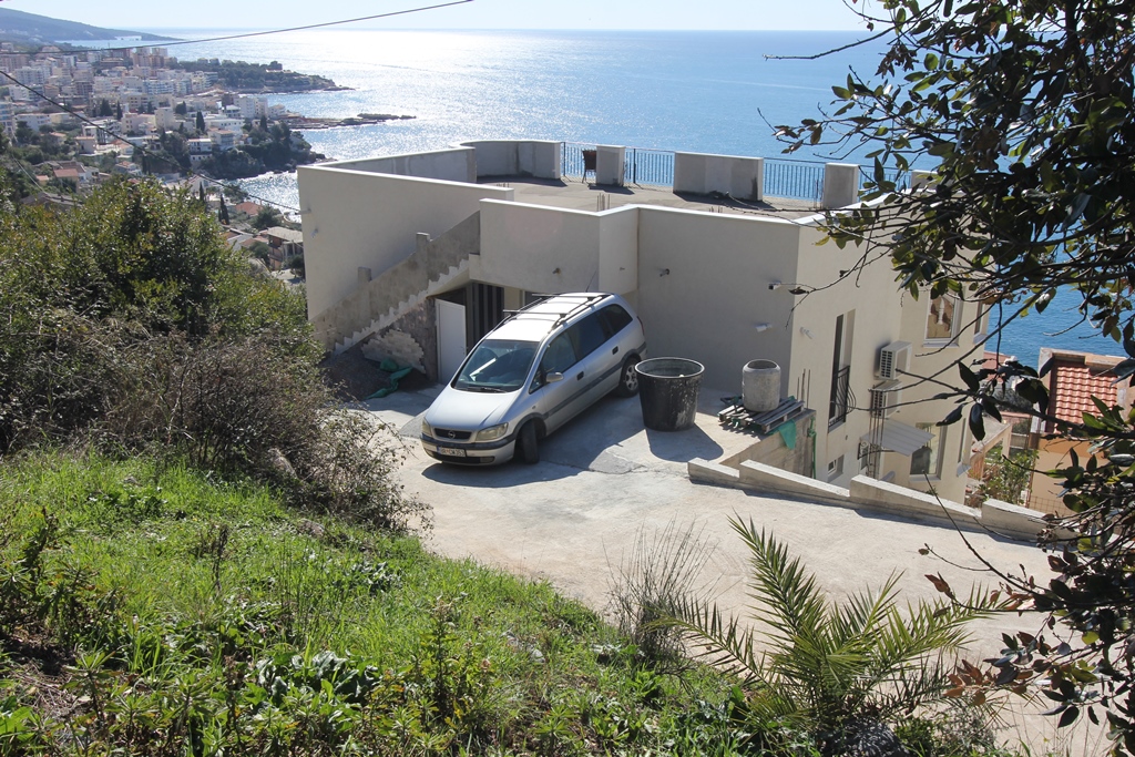 Image of House - 4 Bedrooms - 4 Bathrooms for Sale in Bar-Dobre Vode-Montenegro, Image 10
